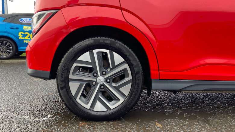 Hyundai KONA 100kW Premium 39kWh 5dr Auto Electric Hatchback